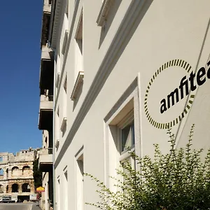 https://hotel-amfiteatar.in-istria.net