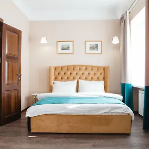 Live.here.hotel Inn Kyiv